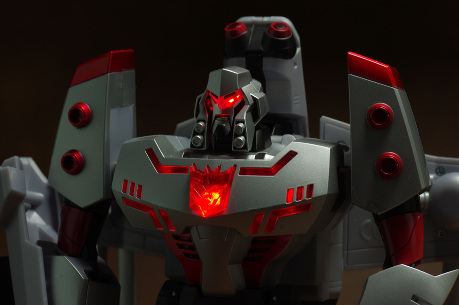 TFアニメイテッドリーダークラスメガトロン レビュー