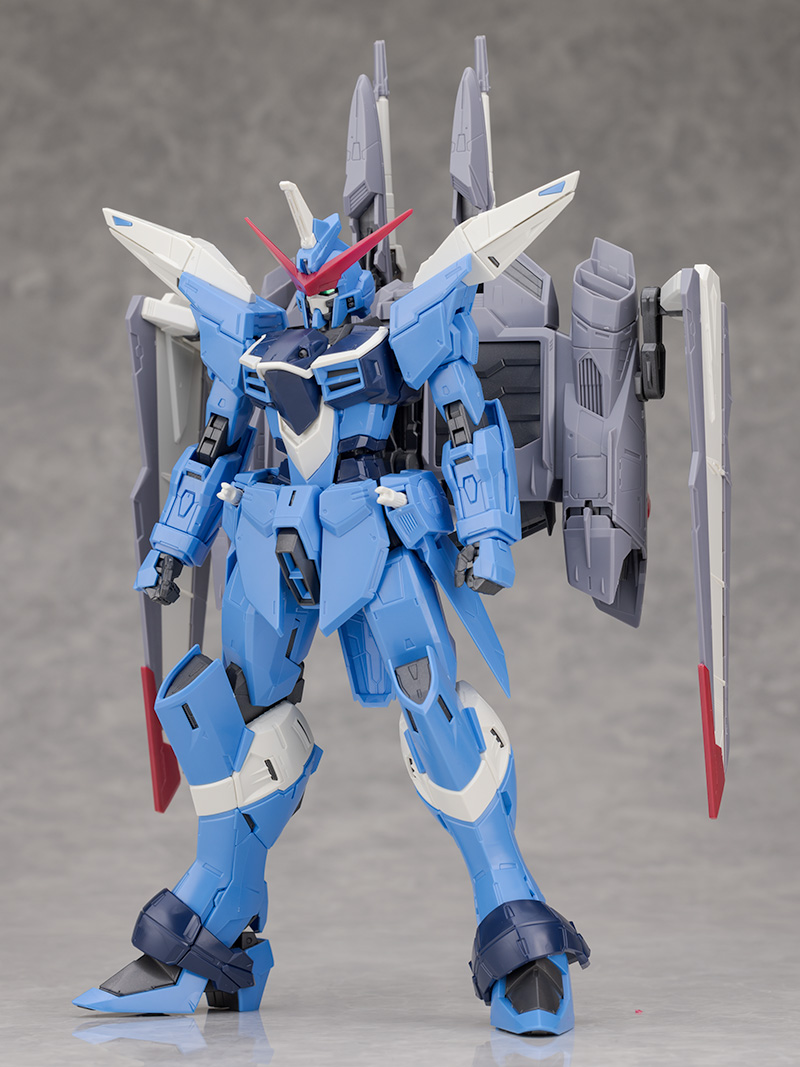 GUNDAM NEXT FUTURE限定 MG ジャスティスガンダム（リアルタイプカラー