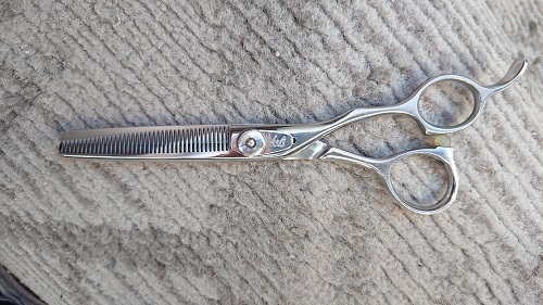 ナビ(NAVI) | 理美容ハサミ研ぎ専門店シザーズ倭