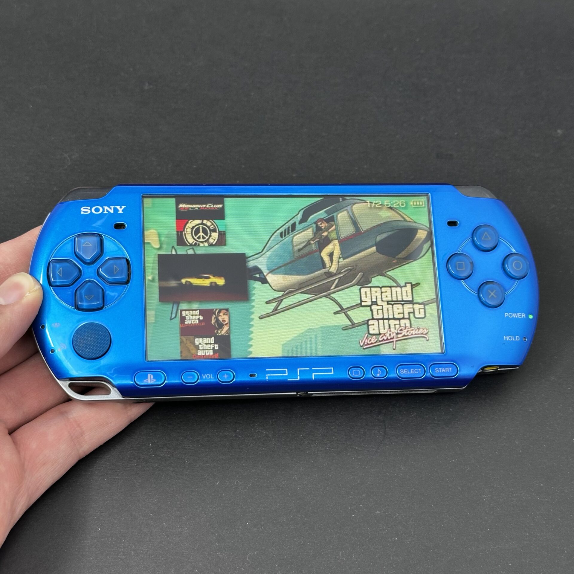 PSP 3000 (128GB) – 1050 Games | Vibrant Blue – Samtendo