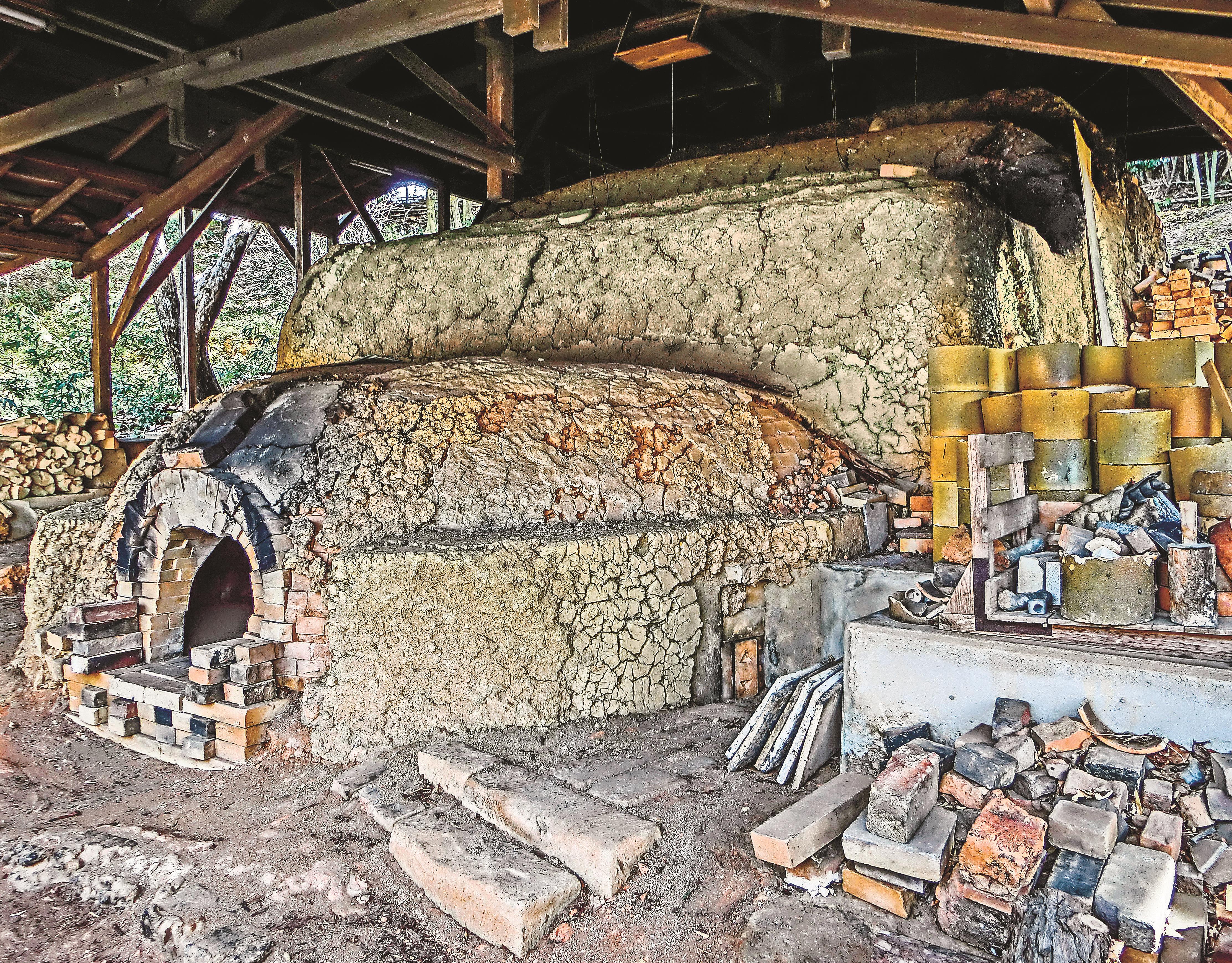 さんいん偉人学 倉崎権兵衛 松江藩の御用窯を創業 350年続く出雲