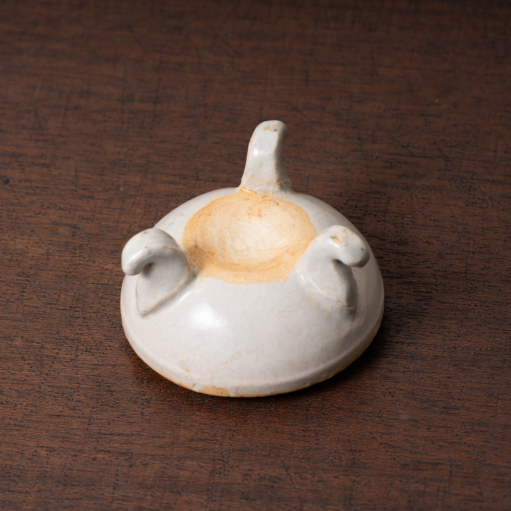 唐代 景徳鎮 白磁馬蓋付三足香炉 – 燦禾 SANKA