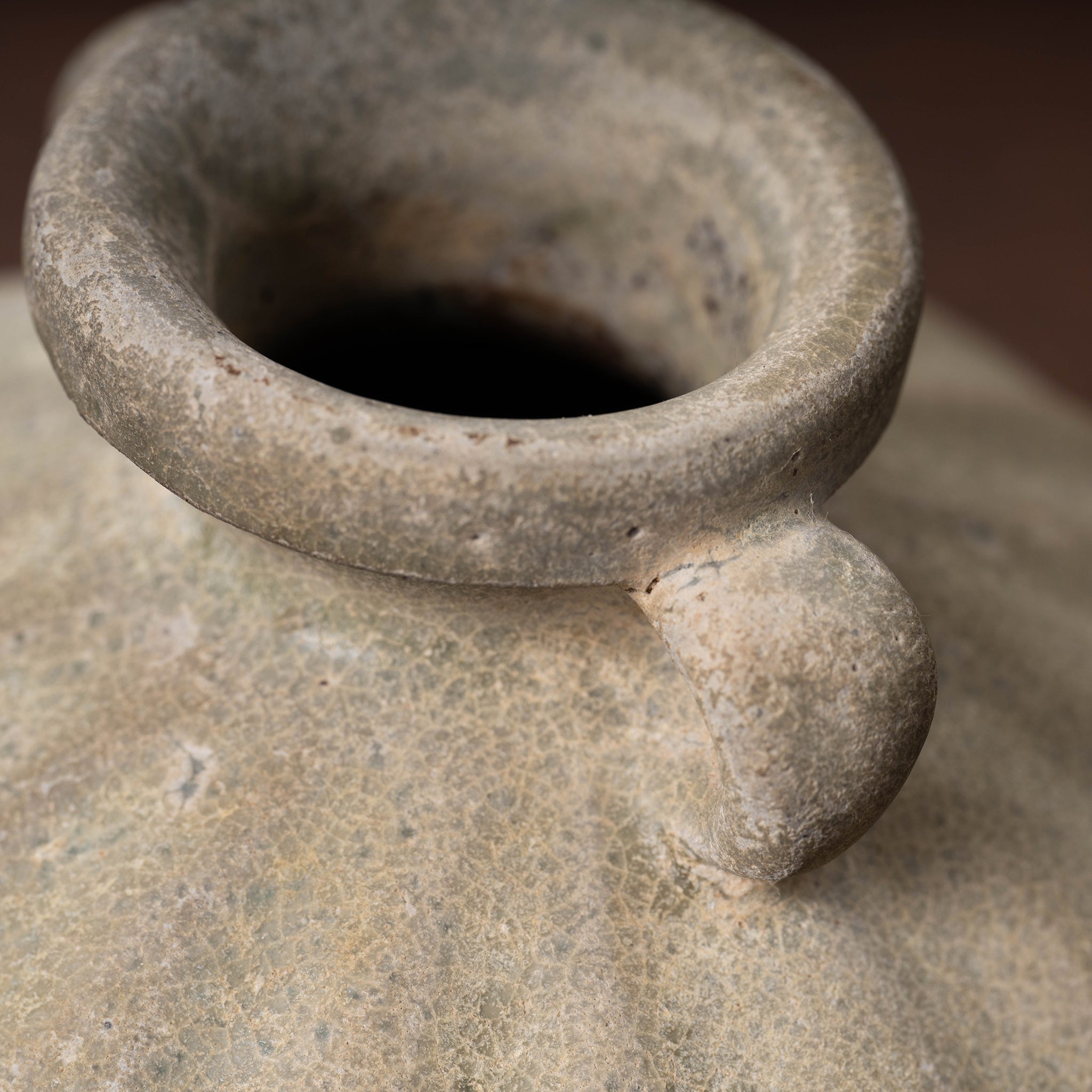 タイ・骨董】宋胡録（スンコロク）白釉斑紋 小壺（1301年~1600年）