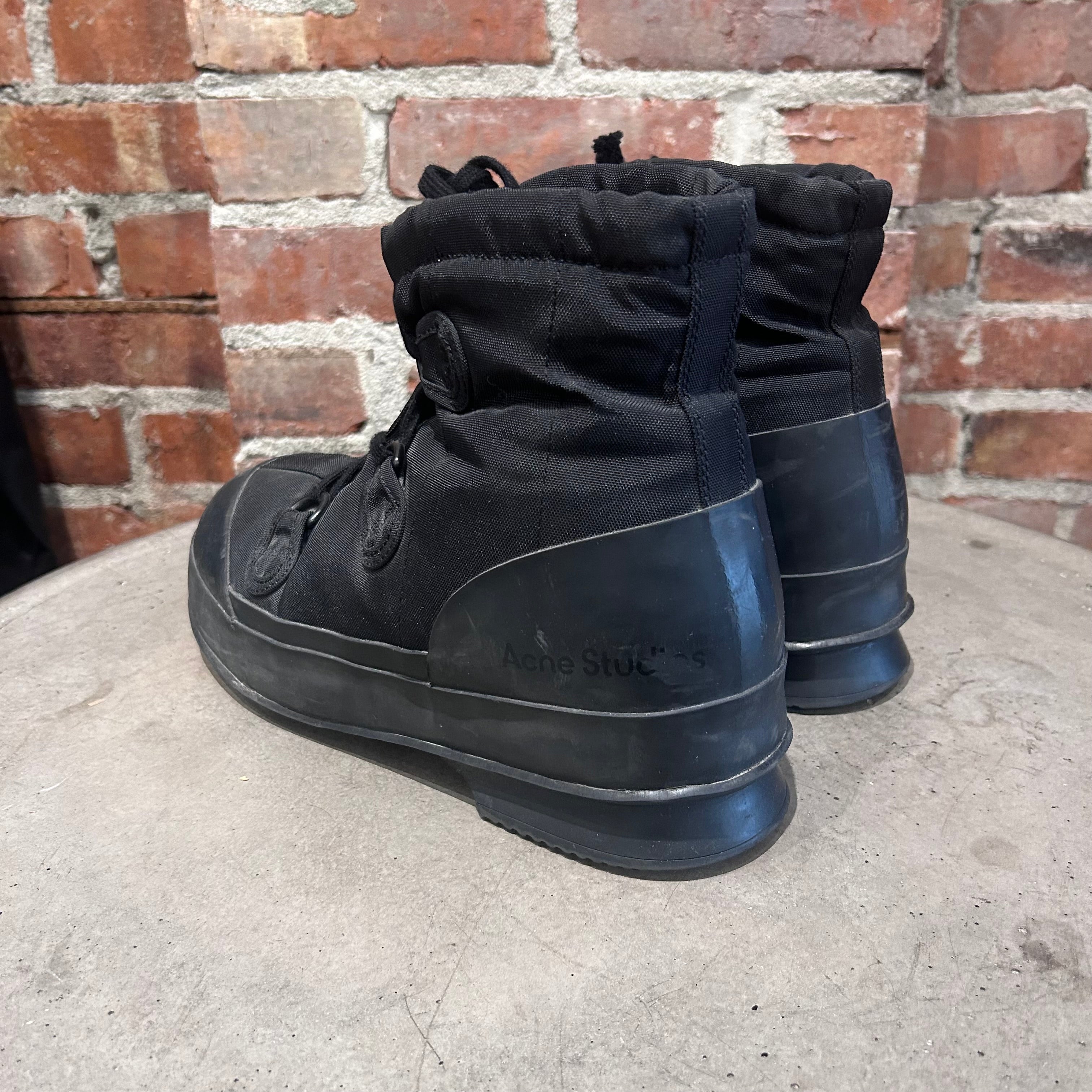 ACNE STUDIOS SNOW BOOTS 'BLACK' – Sadō Room