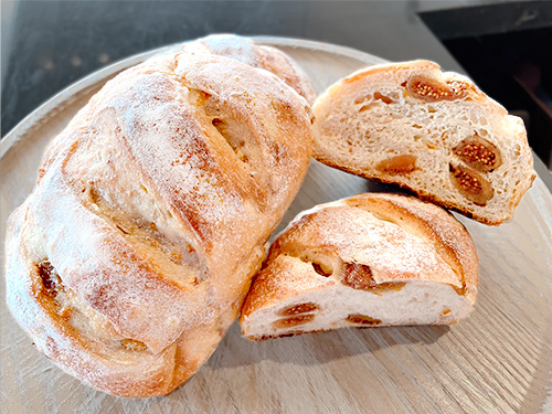 石窯パン工房 サフラン （おおたかの森店）++