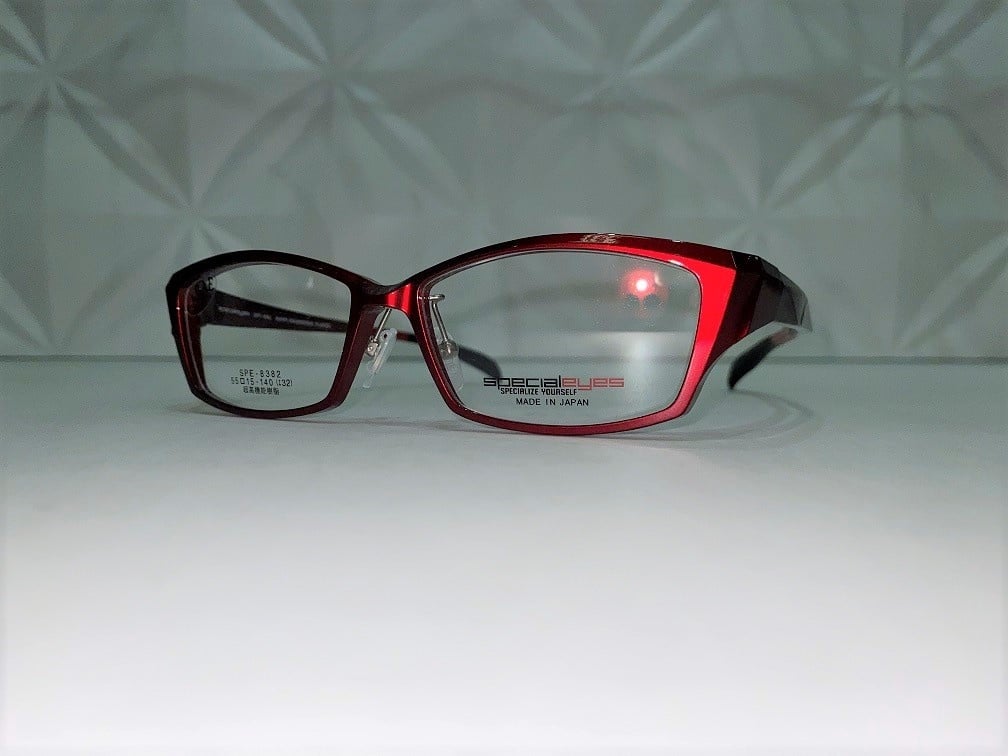 Specialeyes｜さばえめがね館（鯖江市のメガネ）