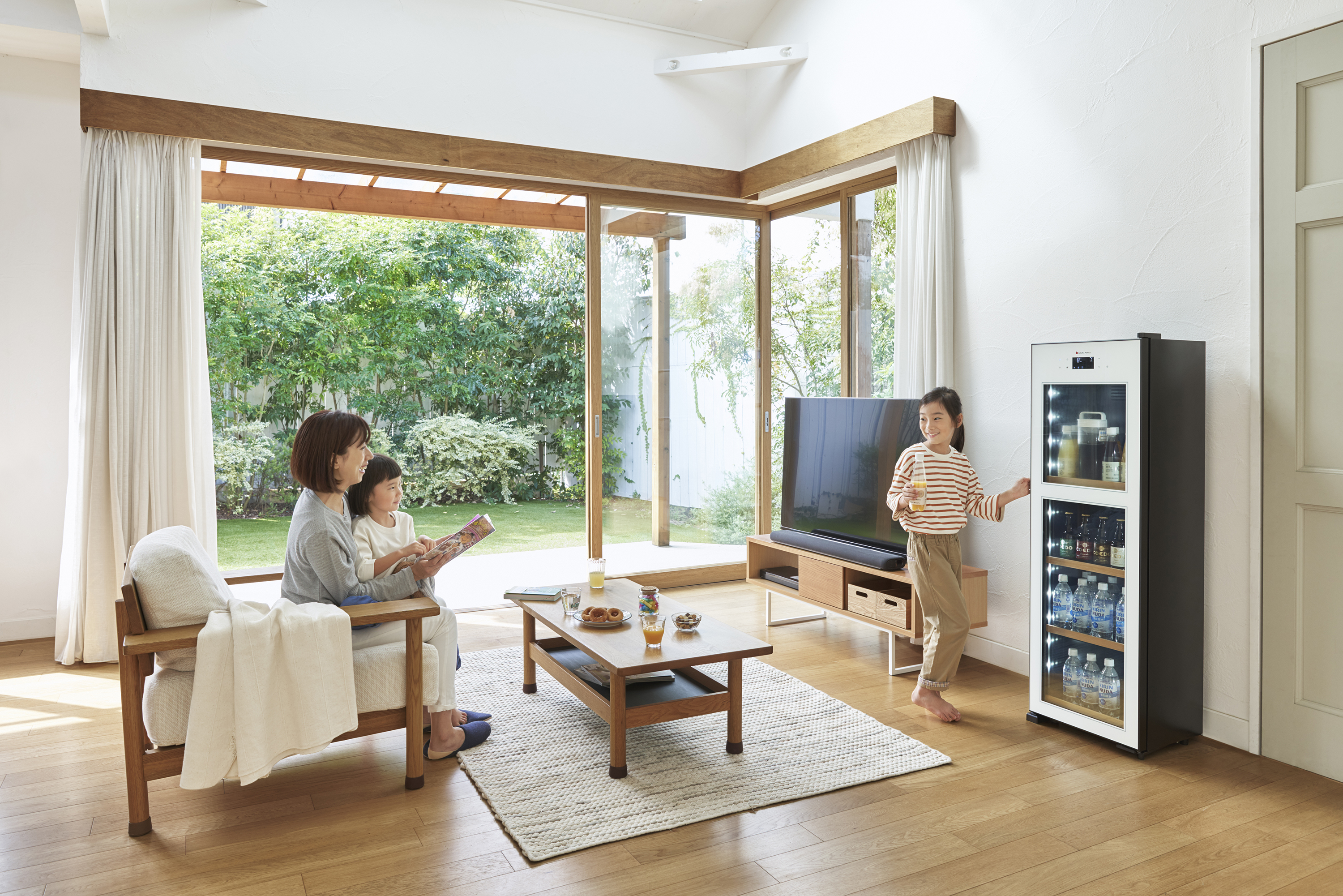 ZERO CHILLEDシリーズ新発売！」リビングやオフィス、あらゆる場面で