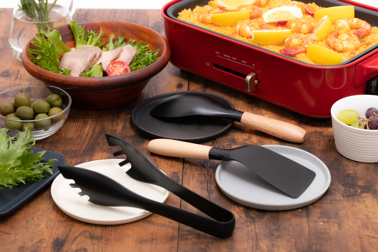 関市×土岐市】サンクラフト×作山窯「Tooryホットプレートセット」販売