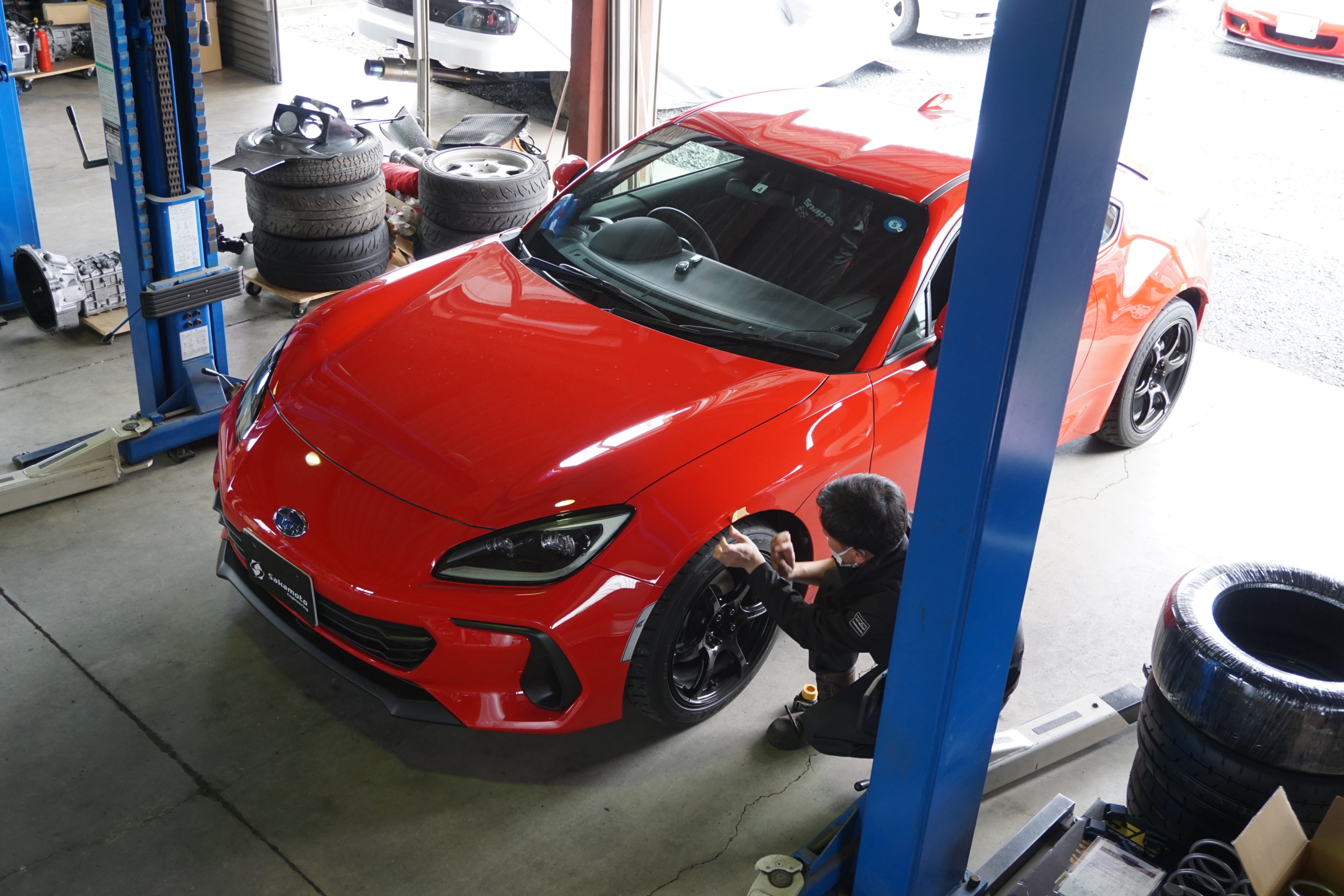 新型BRZ（ZC8）にサーキット向けで、GROW Design×HALsprings スポーツ