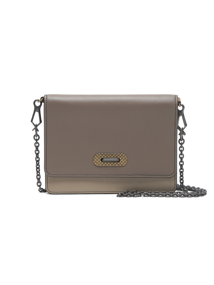 BOTTEGA VENETA (ボッテガ・ヴェネタ) チェーン ウォレット ショルダー
