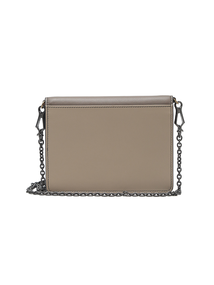 BOTTEGA VENETA (ボッテガ・ヴェネタ) チェーン ウォレット ショルダー