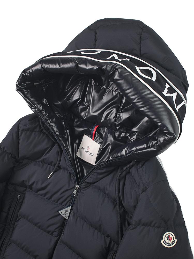 MONCLER (モンクレール) フードロゴ フルジップ ダウンジャケット