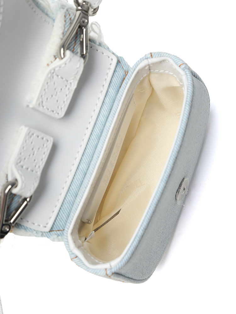 DIESEL (ディーゼル) 2WAY ダメージ加工 デニム生地 ロゴストーン