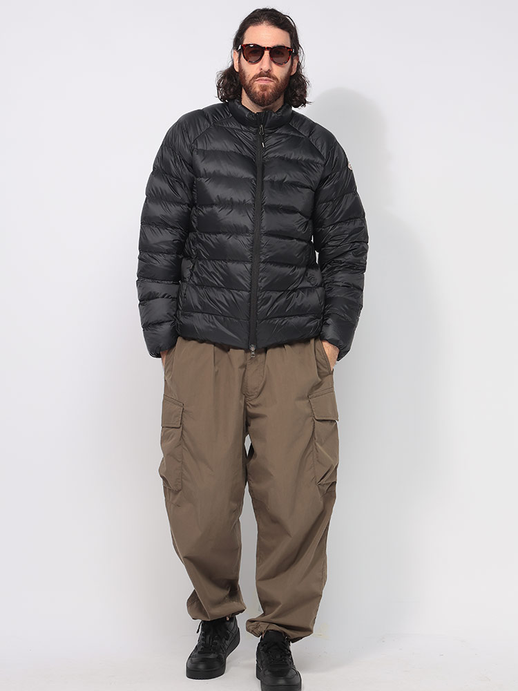 PYRENEX (ピレネックス) 軽量ナイロン スタンドカラー ライトダウン