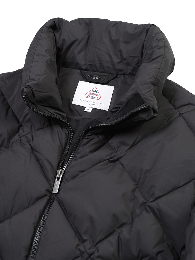 PYRENEX (ピレネックス) ボリュームネック フルジップ ダウン