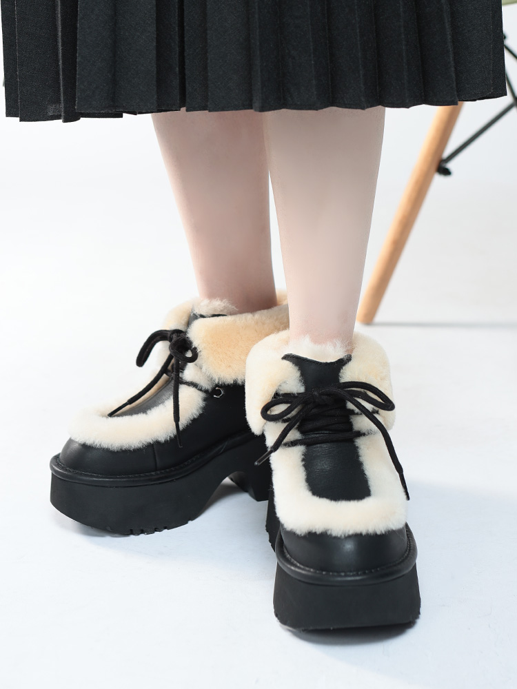 UGG (アグ) スエードアッパー サイドジップ ショートブーツ Classic