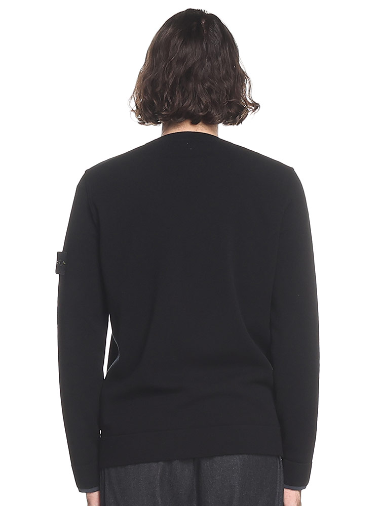 STONE ISLAND (ストーンアイランド) 袖ロゴ クルーネック 長袖 ニット