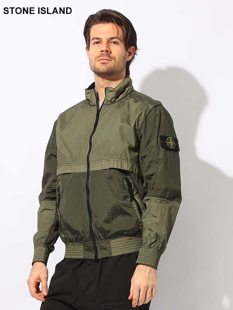 STONE ISLAND (ストーンアイランド) スタンドカラー ロゴパッチ