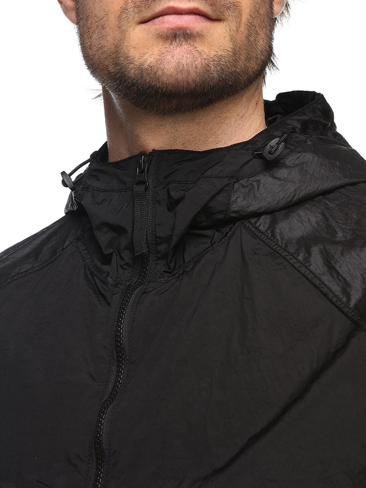 STONE ISLAND (ストーンアイランド) バックル付きフード ロゴパッチ