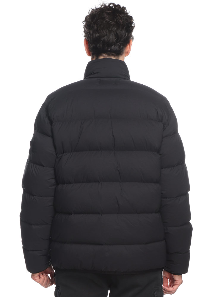 STONE ISLAND (ストーンアイランド) ナイロン フルジップ ダウン