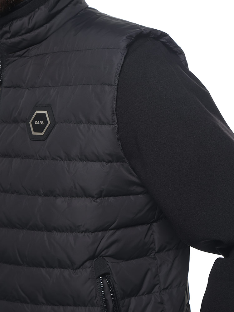 BALR. (ボーラー) 胸ロゴ フルジップ ダウンベスト BA13711001