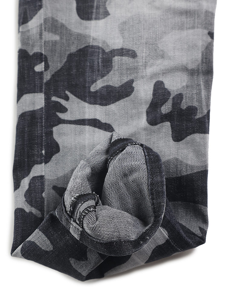 DSQUARED2 (ディースクエアード) 迷彩柄 ボタンフライ ジーンズ SKATER