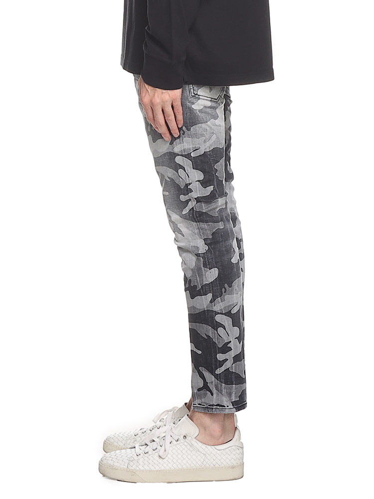 DSQUARED2 (ディースクエアード) 迷彩柄 ボタンフライ ジーンズ SKATER