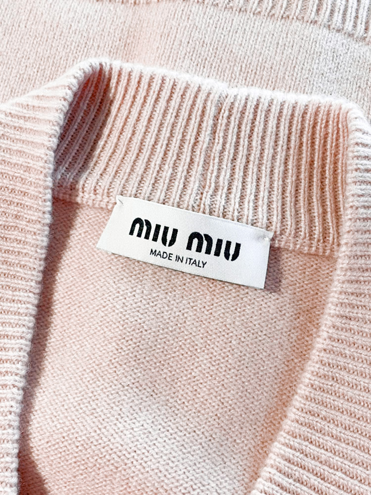 MIU MIU (ミュウミュウ) カシミヤ ビーズ刺繍 ロゴ カーディガン