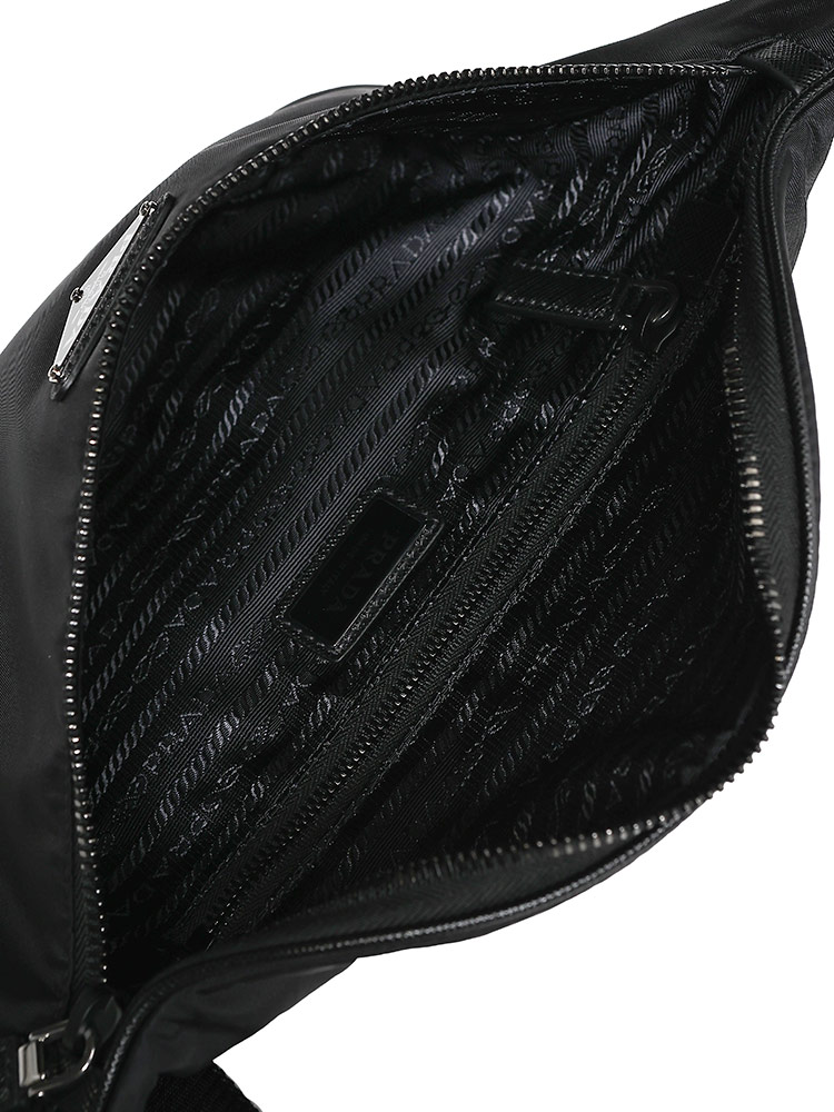 PRADA (プラダ) ナイロン フロントメタル ロゴ入りストラップ ベルト