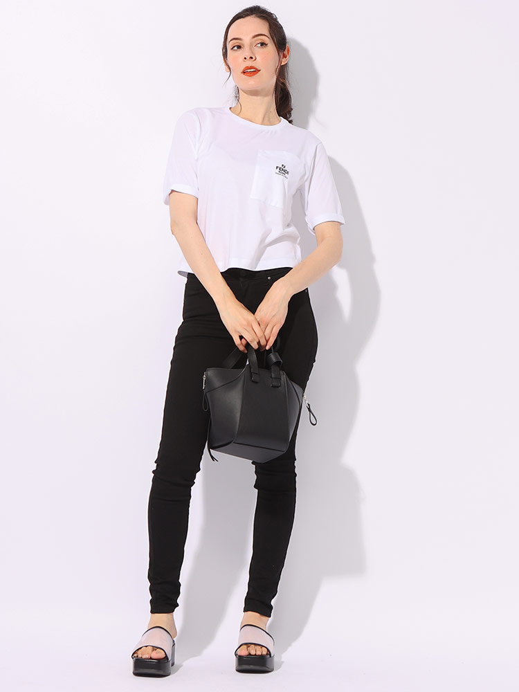 FENDI (フェンディ) ホワイトジャージー 刺繍入り胸ポケット 半袖 T