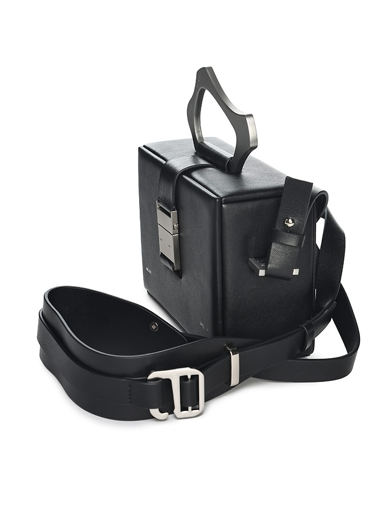 HELIOT EMIL Apical ショルダーバッグ apical-bag-black_0f8c1c3b-7eb1