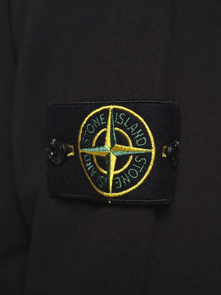 STONE ISLAND (ストーンアイランド) 裏毛 袖ロゴパッチ 無地 ポケット