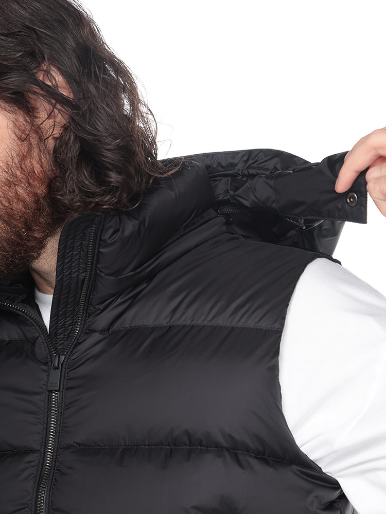 TATRAS (タトラス) フード着脱 セミシャイニー ダウンベスト POSEIDONE