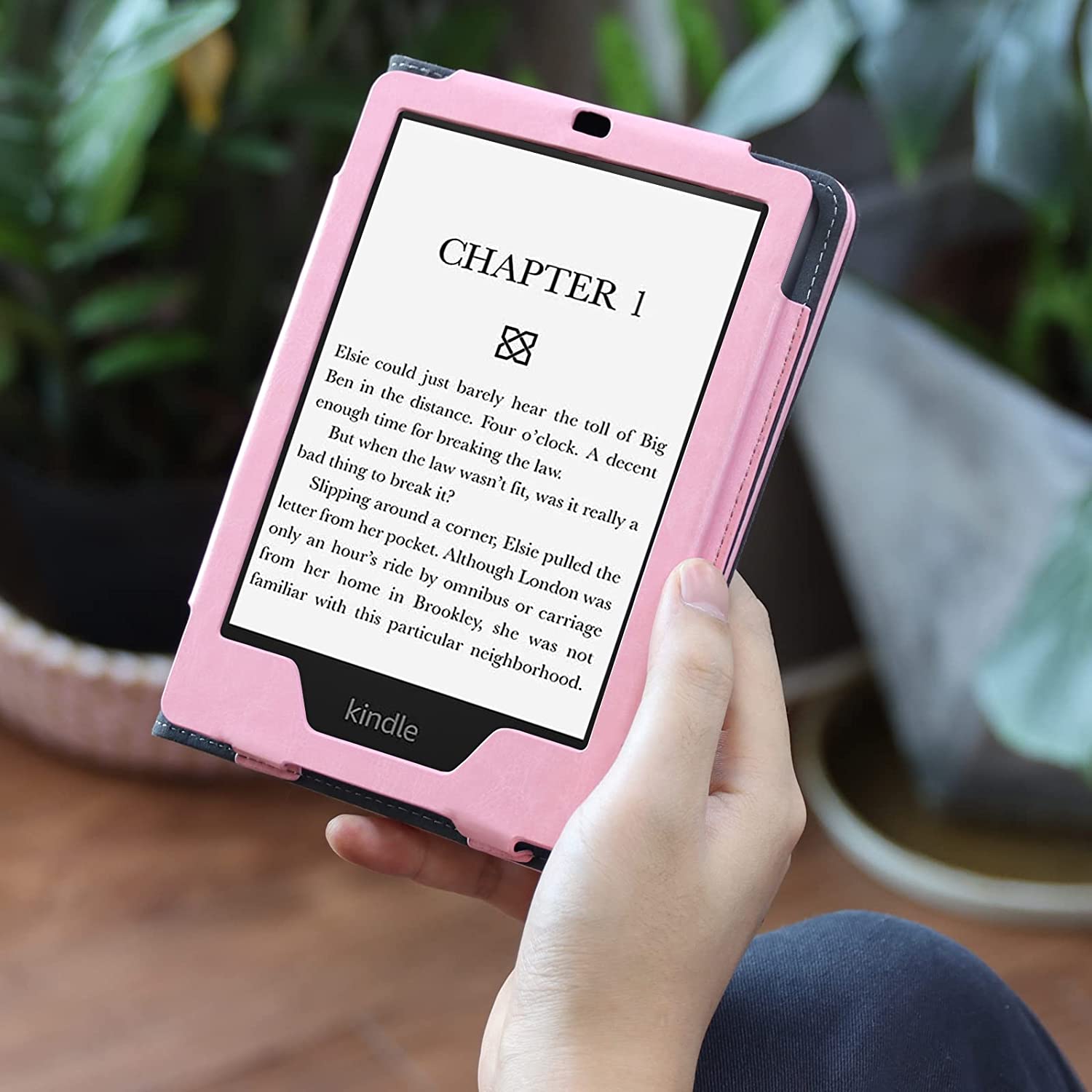 Kindle Paperwhite用カバーのおすすめ22選。快適に読書を楽しめる