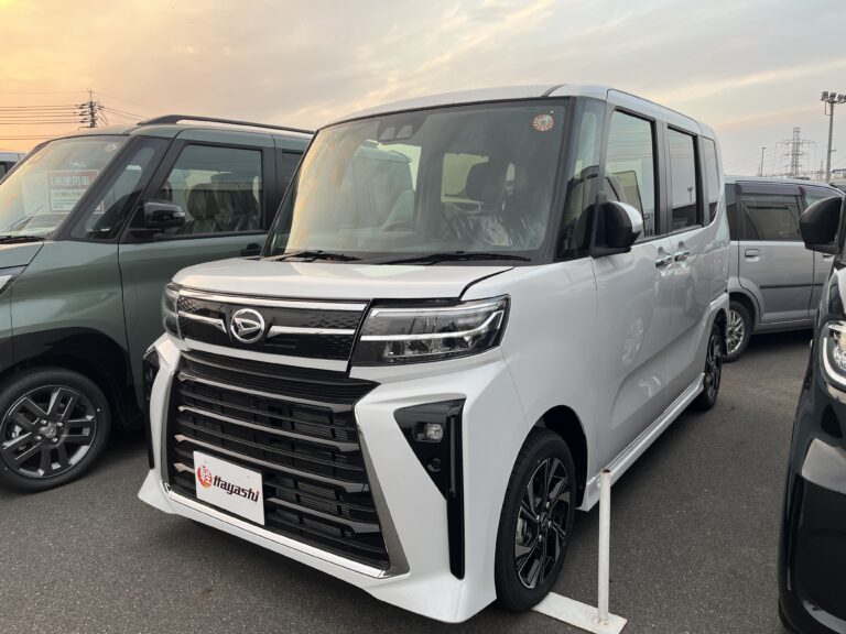 ダイハツ タント カスタムX 届出済未使用車 走行距離8km 164.3万円