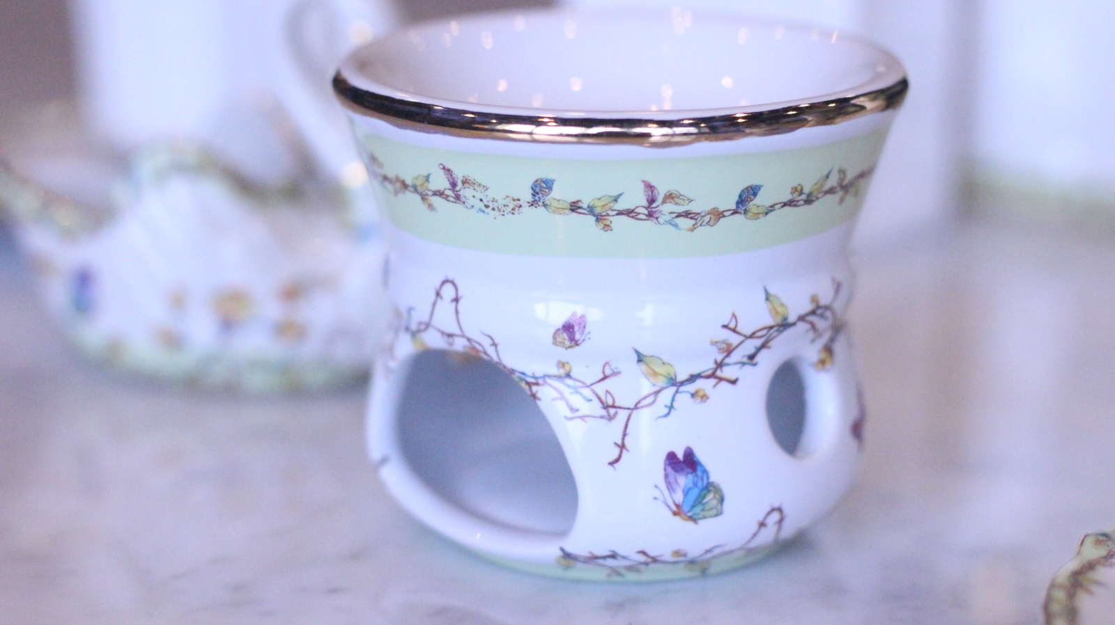 □白磁□ アロマポット ＊アウトレット強め品 ｜ ポーセラーツ白磁