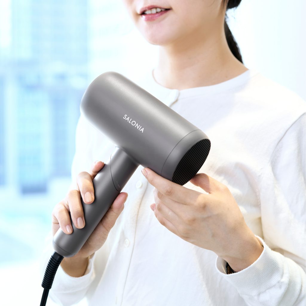 両立が困難な「速乾」「髪のケア」を叶えた スムースシャイン