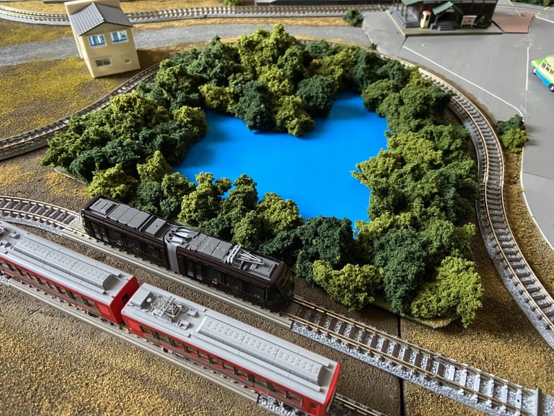 簡単「池」の作り方 鉄道模型ジオラマ – 鉄道模型&鉄道情報 sagamier.com