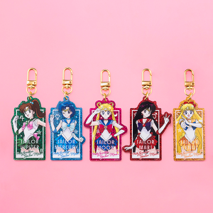 Sailor Moon store ONLINE