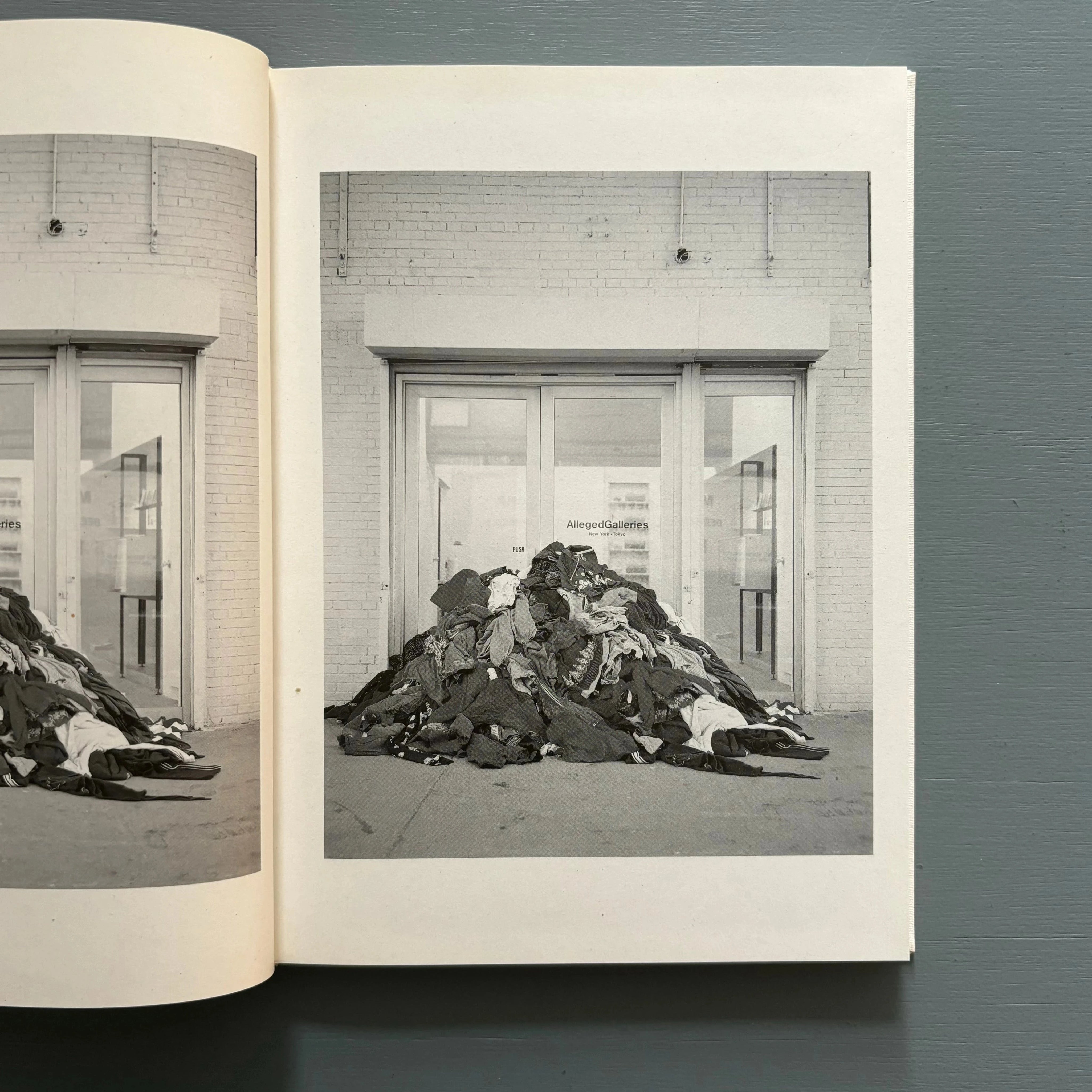 Mark Borthwick - All events are even - MU/Purple Books 2002