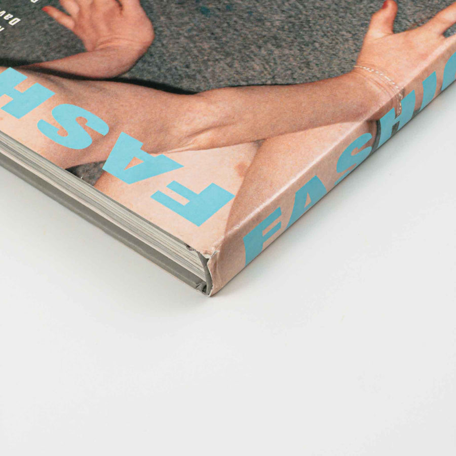 Fashion: Photography of the Nineties – Saint Page