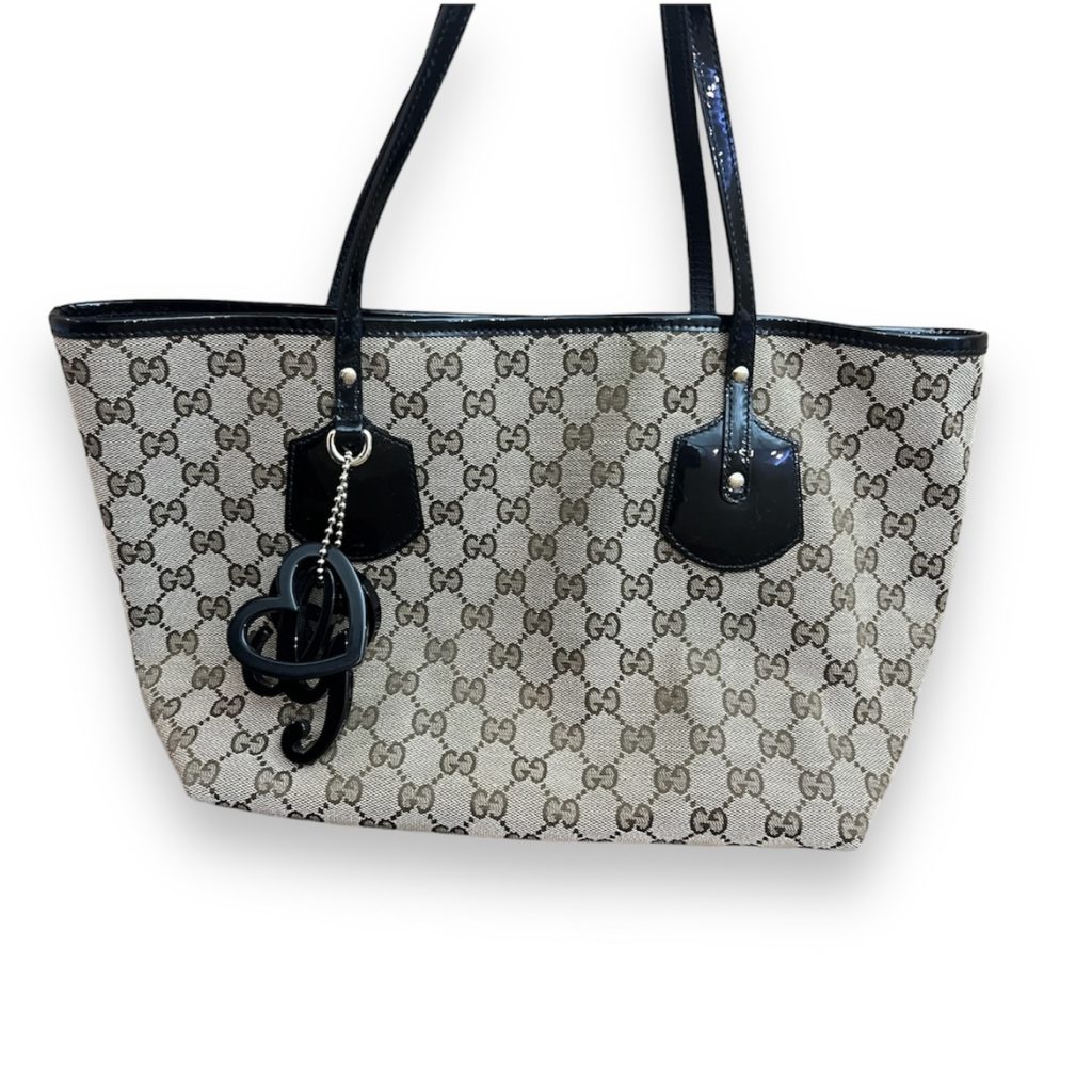 GUCCI チャーム付き トートバッグ GGキャンバス の買取実績 | 買取専門