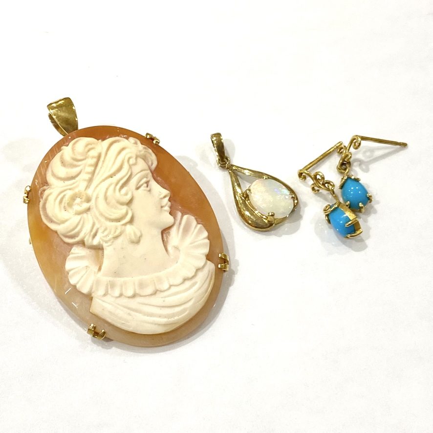 K18ジュエリーまとめ】18金・カメオ・ピアス・ネックレストップ