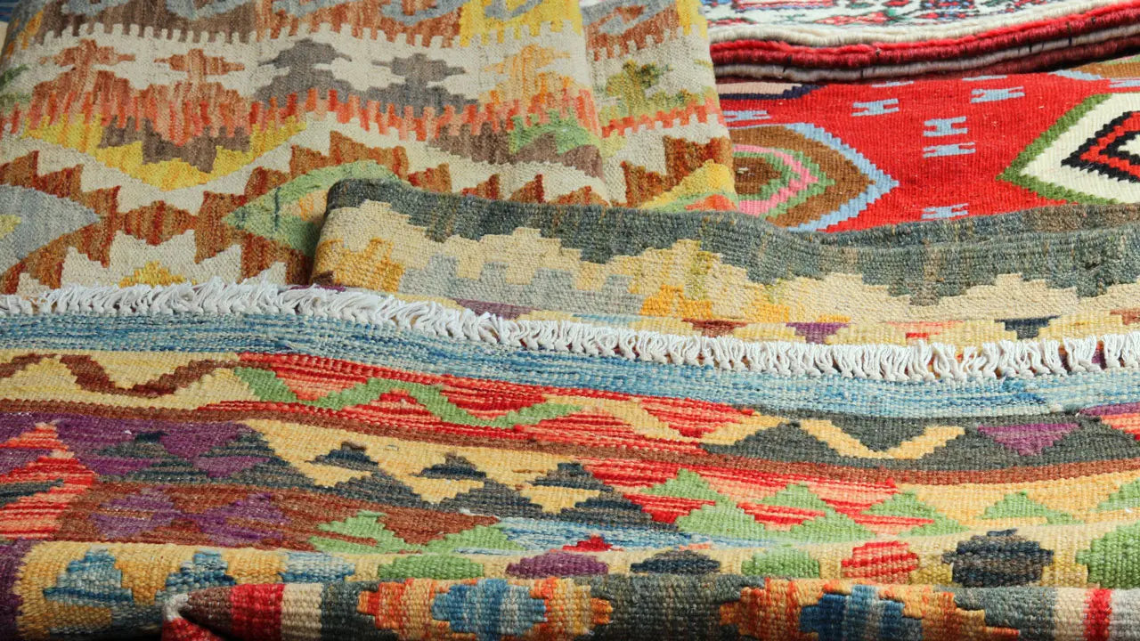 キリム【サティラグス | 手織り絨毯専門店】