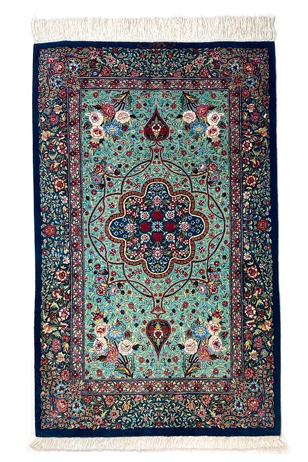 ペルシャ絨毯 シルク【サティラグス | 手織り絨毯専門店】 – 