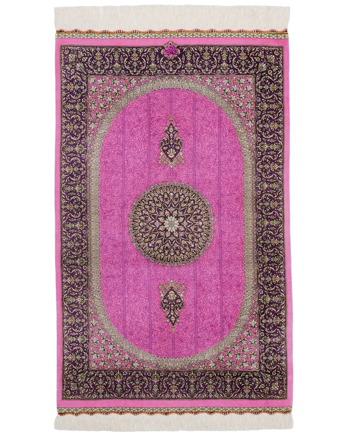 ペルシャ絨毯 シルク【サティラグス | 手織り絨毯専門店】