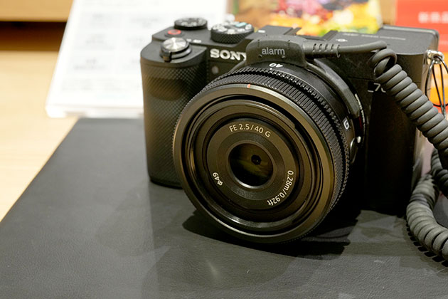 このサイズ感と軽さはすごく魅力的！ FE 40mm F2.5 G を見てきました！