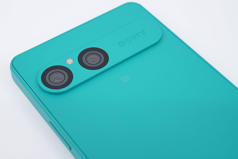 Xperia 10 VII 全色紹介 ホワイト チャコールブラック ターコイズ