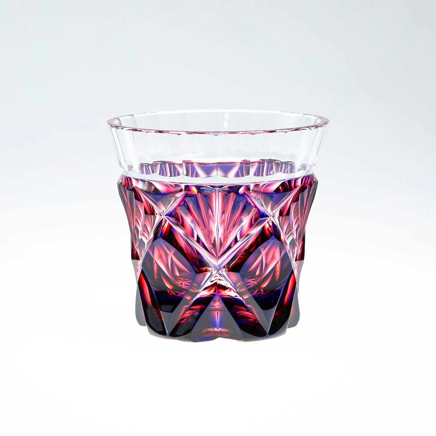 島津薩摩切子】 二色衣 二色冷酒杯 cut251 – ㈱島津興業 島津薩摩切子