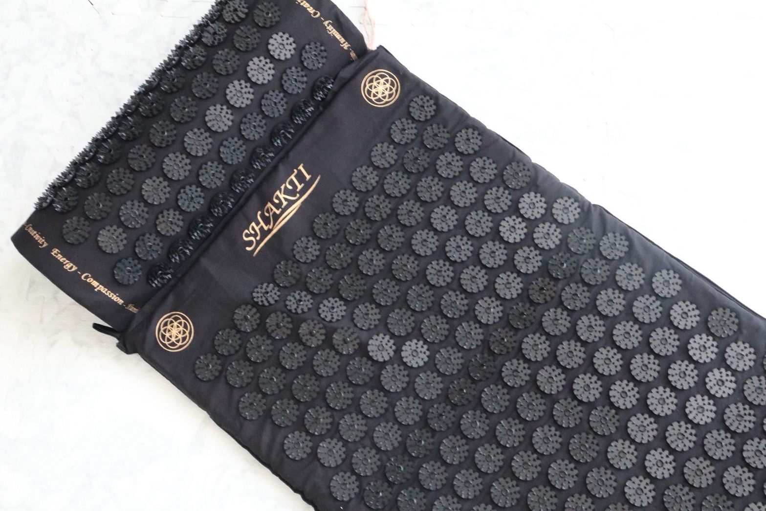 シャクティマット 使用レビュー！口コミ・効果・評判・感想・特徴など